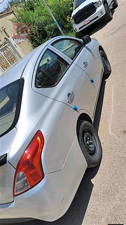 نيسان صني